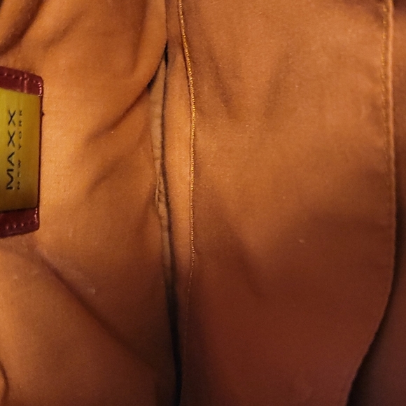 MAXX New York faux Alligator Purse - Picture 3 of 12